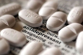 Разберемся, как действуют антидепрессанты и в каких случаях их может назначить врач